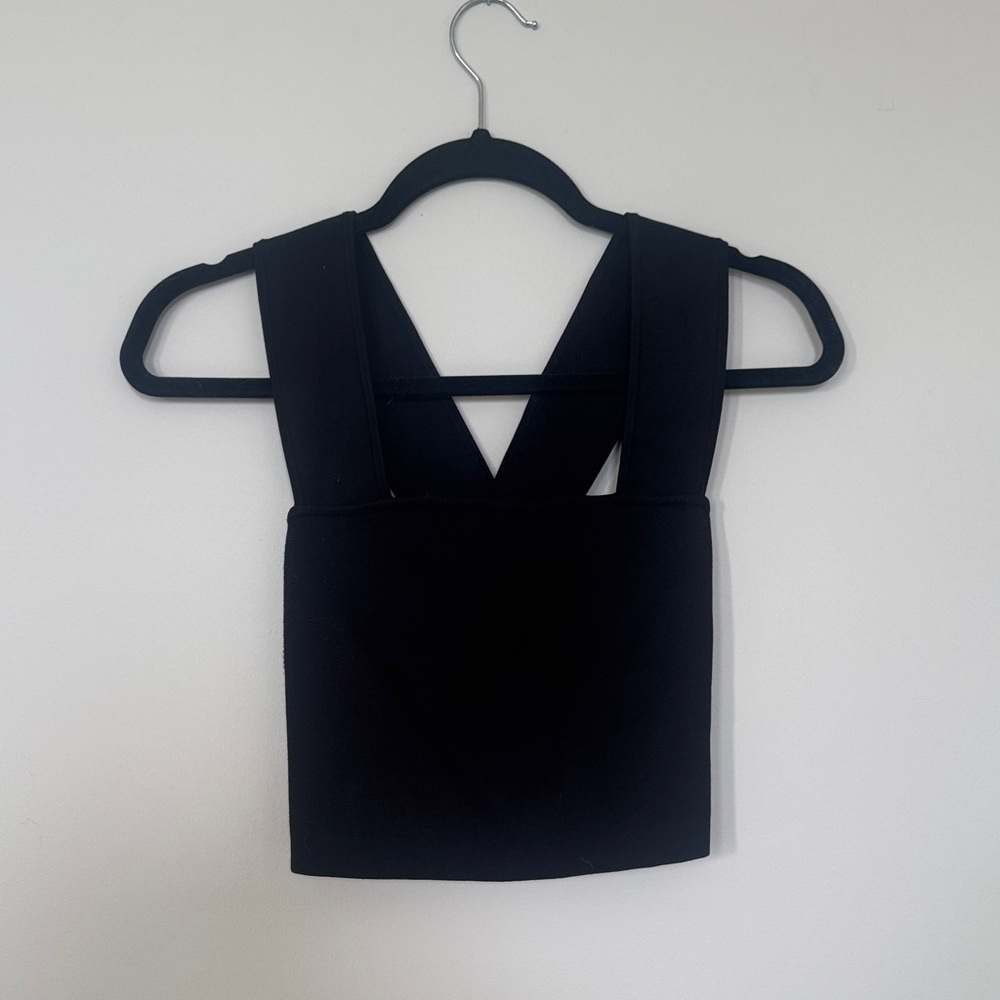Aritzia Babaton Black criss cross cropped tank Top